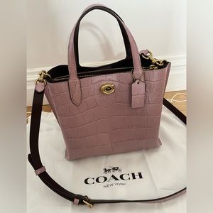 Coach Willow Tote in Pink